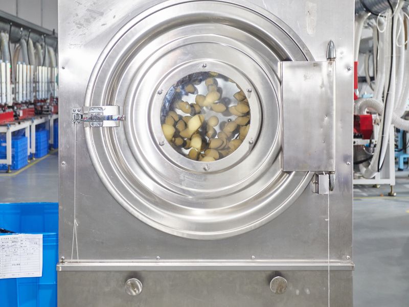 Hornos de secado industriales que garantizan una textura y higiene consistentes en cada lote de esponjas cosméticas